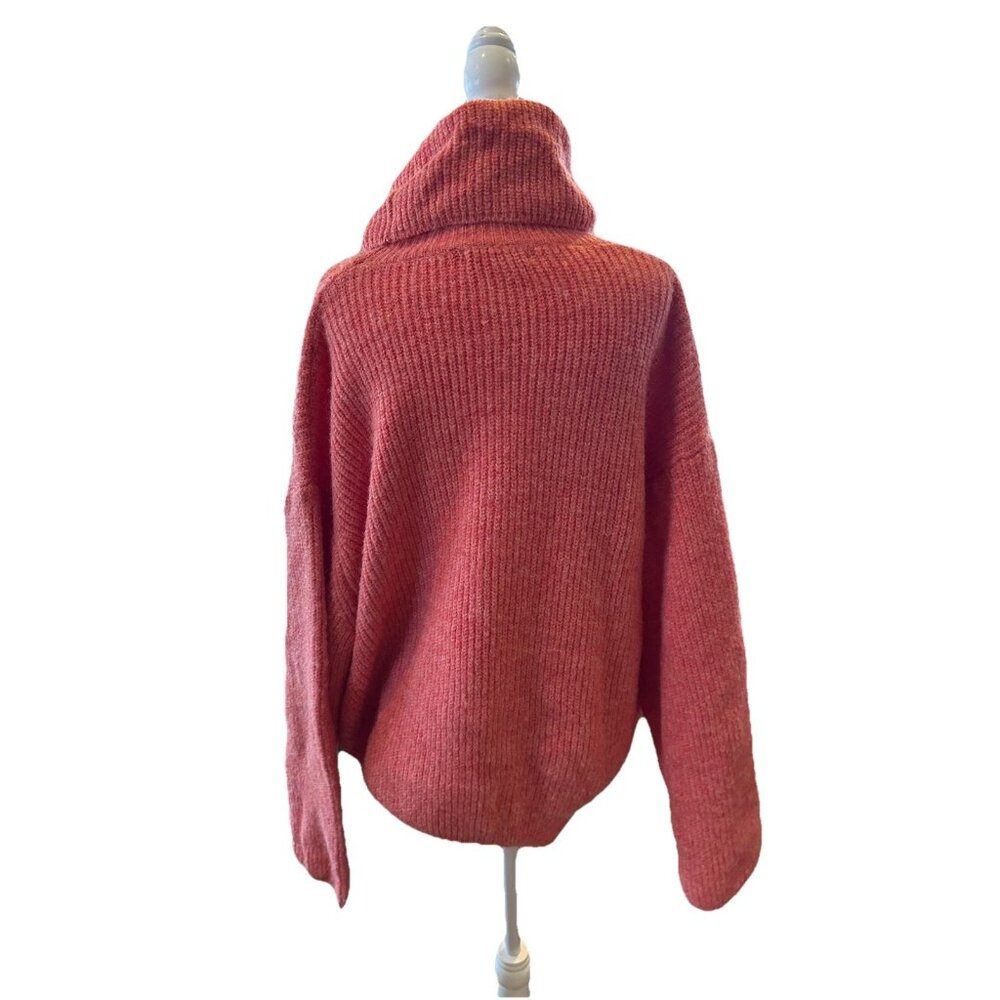 Lyla + Luxe Oversized Cowl Neck Sweater Coral Knit Size M NWT Canadian Brand - Picture 3 of 6